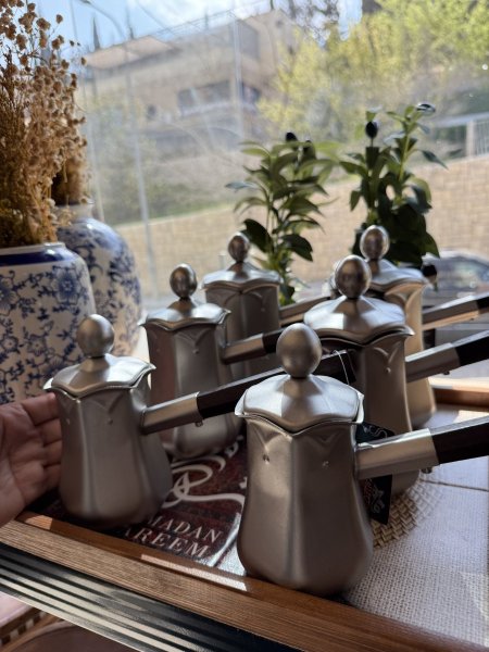 اباريق قهوة بيد خشبيه من ٣ قطع